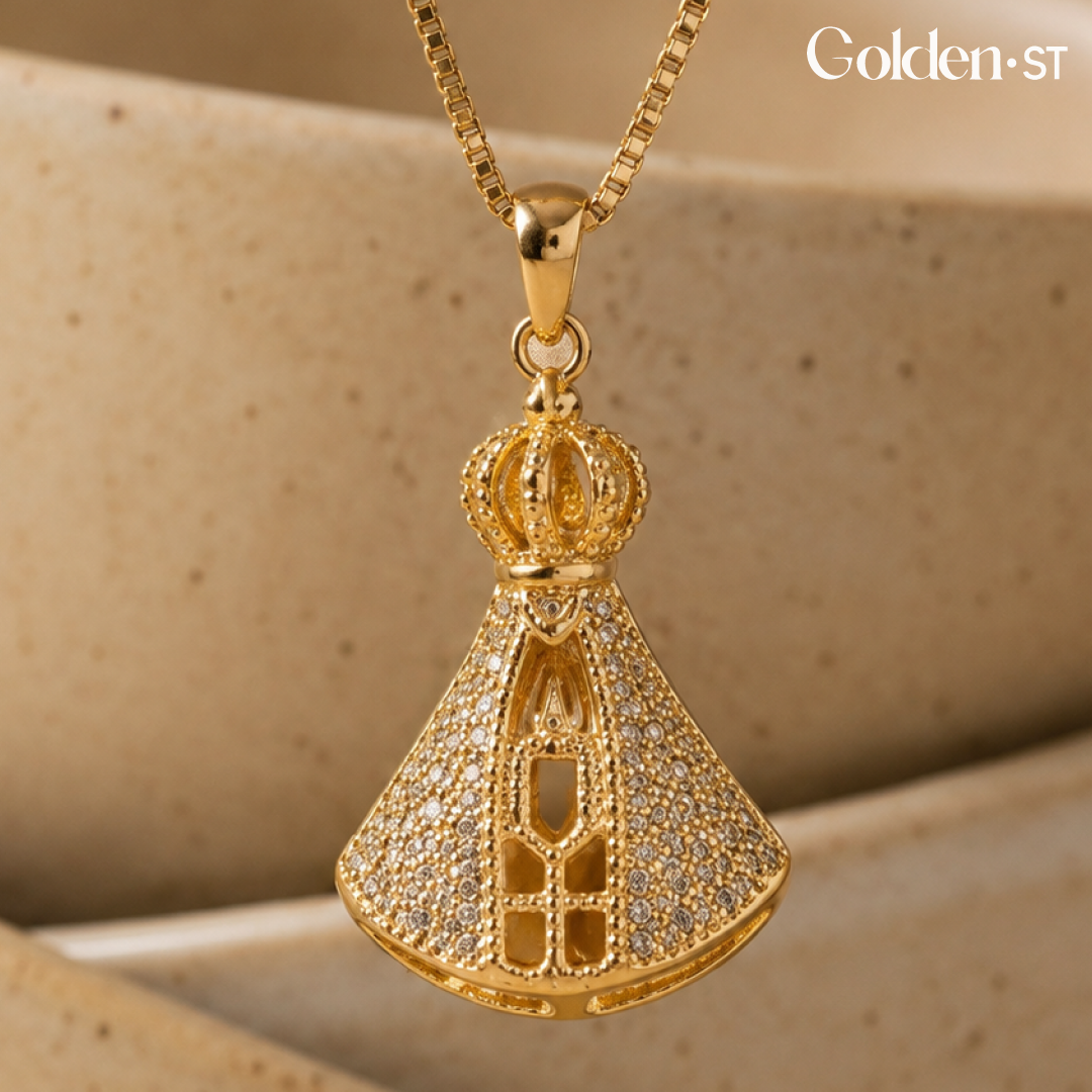 (COMPRE 1 LEVE 2) Colar Nossa Senhora Aparecida Folheado à Ouro e Dupla Face com Manto de Zircônia