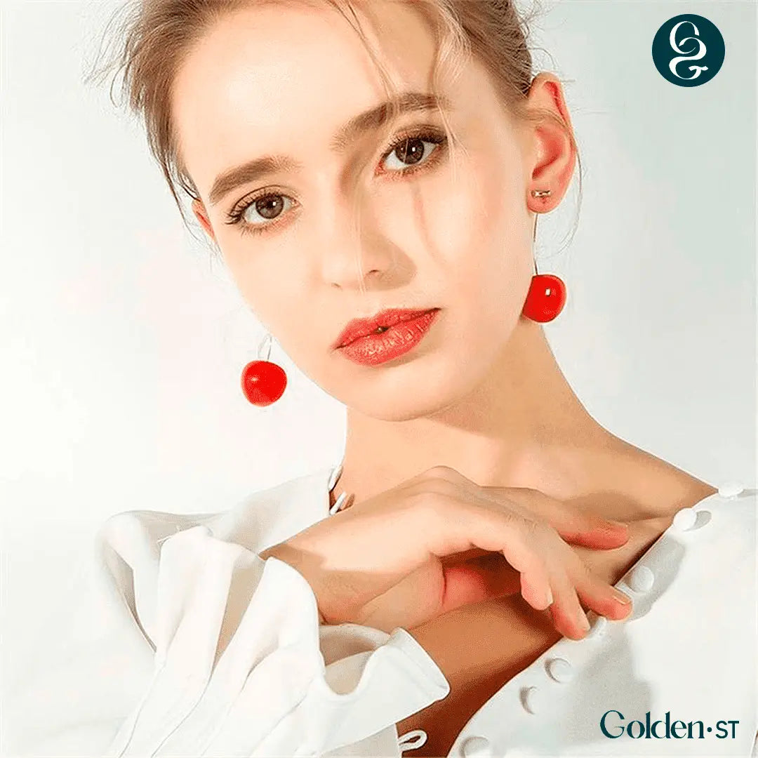 Golden Cherry - Brinco de Cereja Ouro 18K