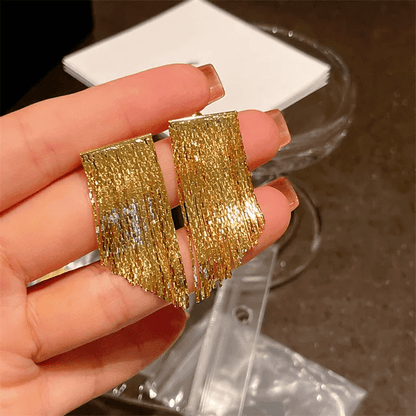 Brinco Saias Longas - Folheada a Ouro com Zircônia Premium